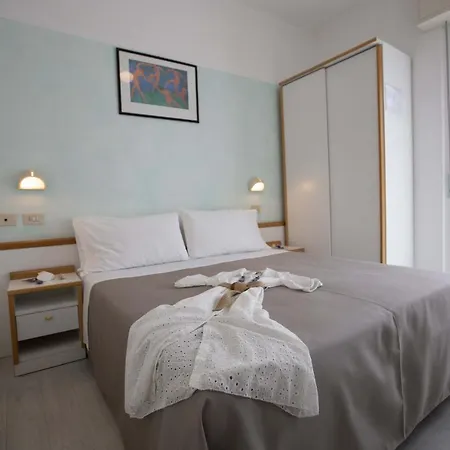 Hotel Eden 3*